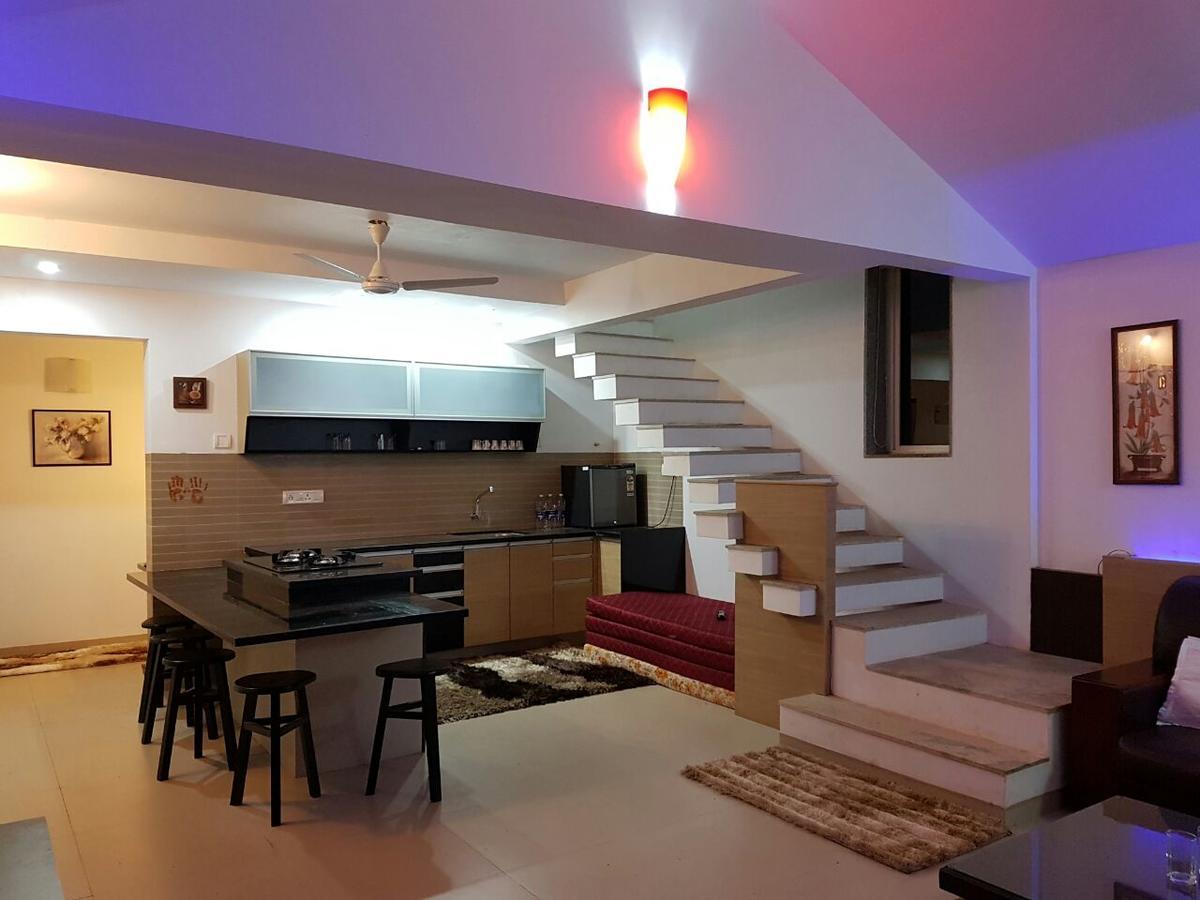 Cherilyn Monta Resort - Ratnagiri Vatul Exteriör bild