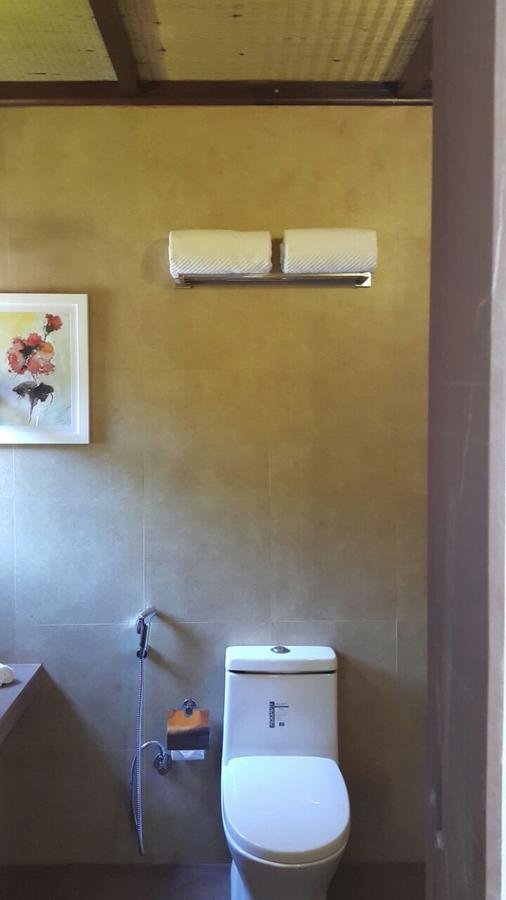 Cherilyn Monta Resort - Ratnagiri Vatul Exteriör bild
