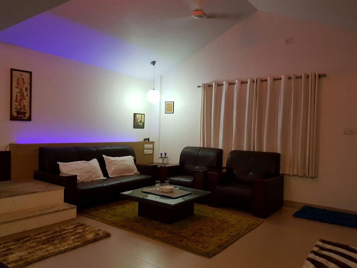 Cherilyn Monta Resort - Ratnagiri Vatul Exteriör bild