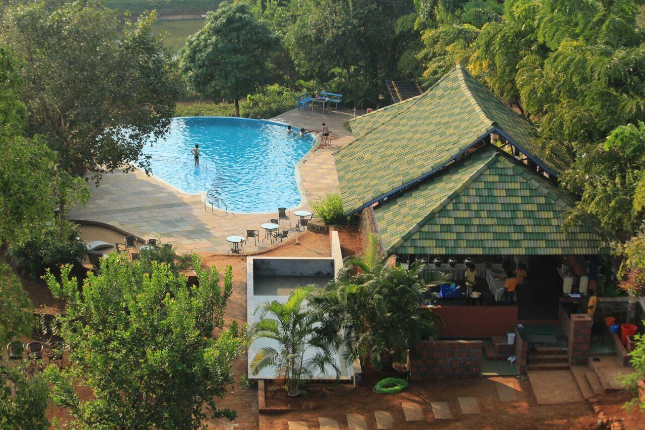 Cherilyn Monta Resort - Ratnagiri Vatul Exteriör bild