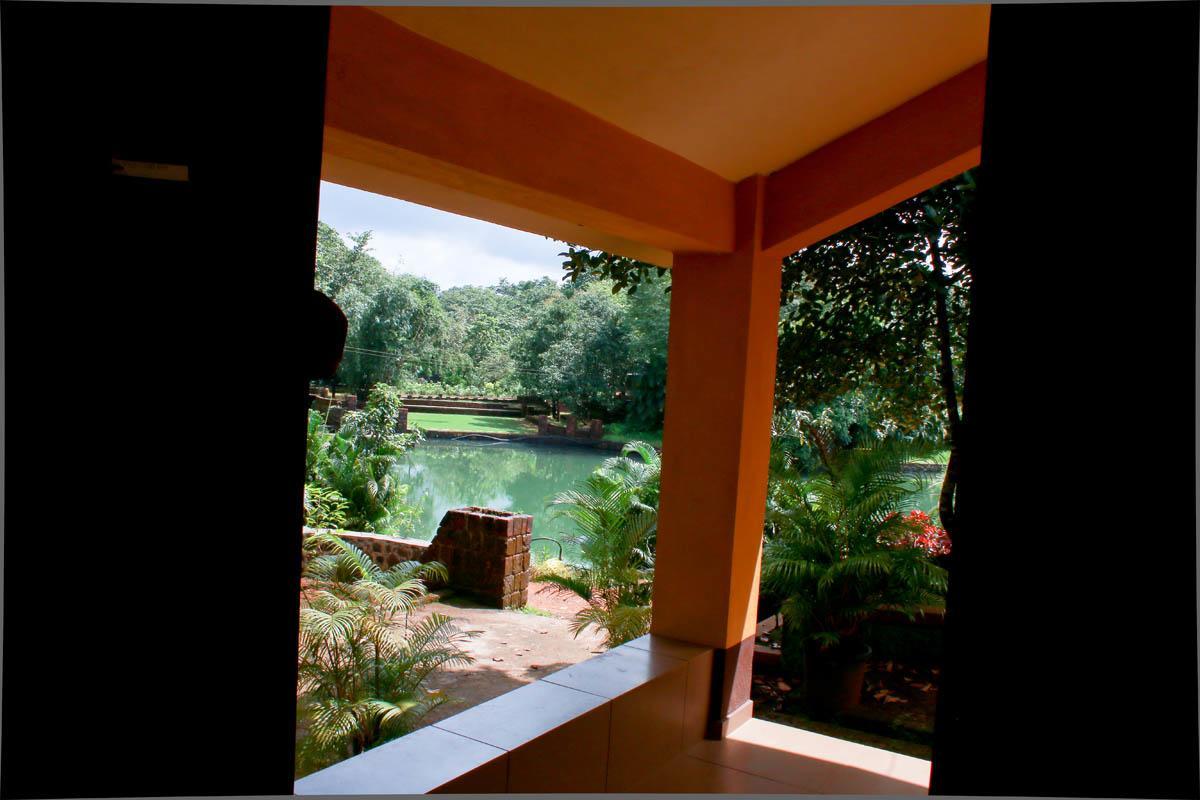 Cherilyn Monta Resort - Ratnagiri Vatul Exteriör bild