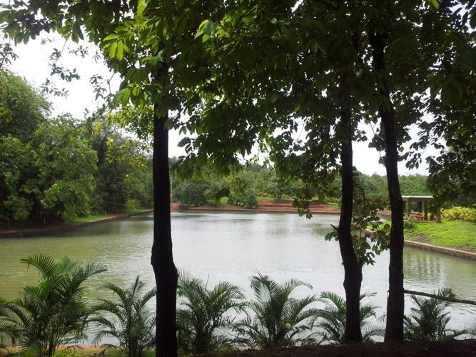 Cherilyn Monta Resort - Ratnagiri Vatul Exteriör bild