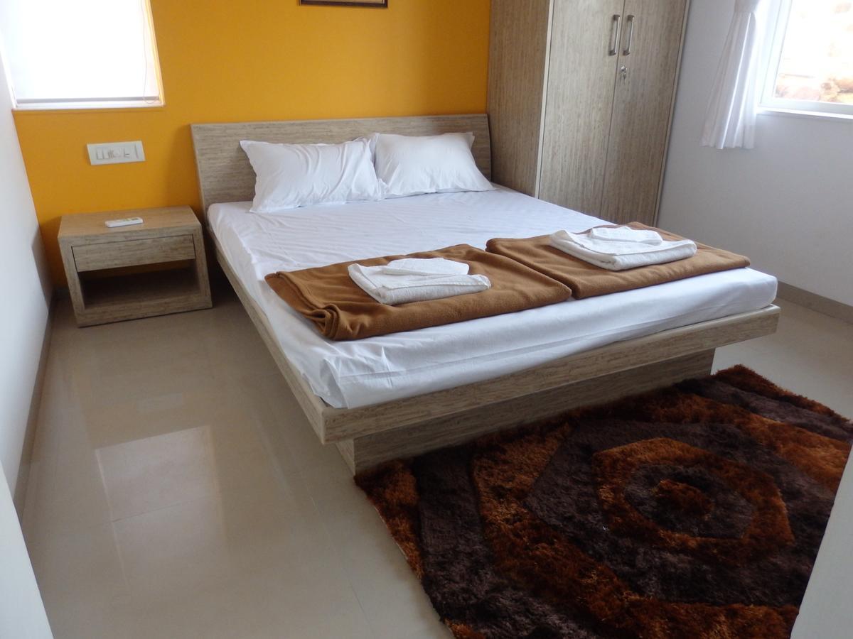 Cherilyn Monta Resort - Ratnagiri Vatul Exteriör bild