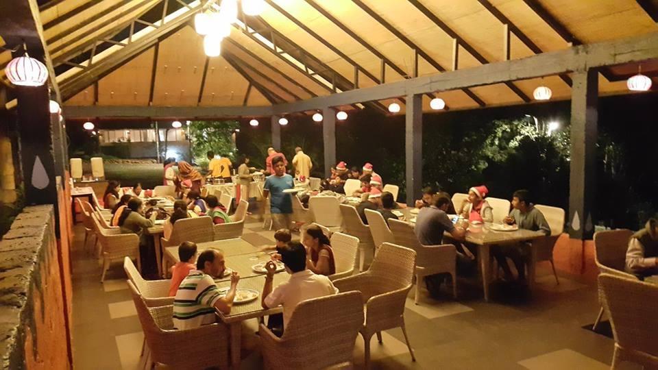 Cherilyn Monta Resort - Ratnagiri Vatul Exteriör bild