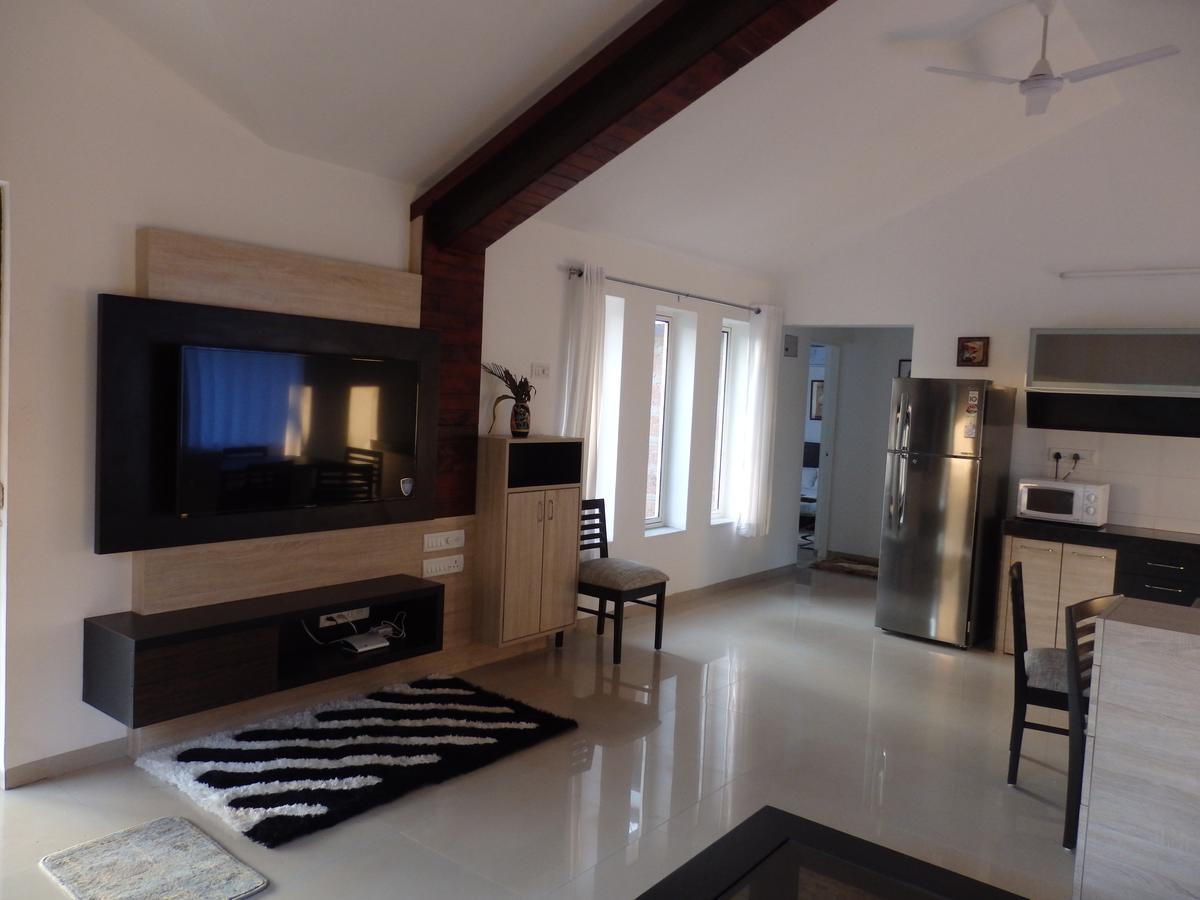 Cherilyn Monta Resort - Ratnagiri Vatul Exteriör bild