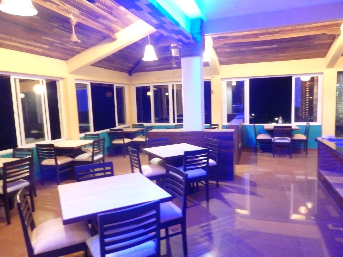 Cherilyn Monta Resort - Ratnagiri Vatul Exteriör bild